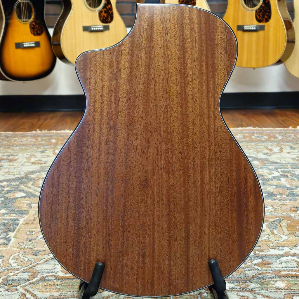 B Stock Breedlove Wildwood Concert Acoustic Electric Guitar Whiskey Burst