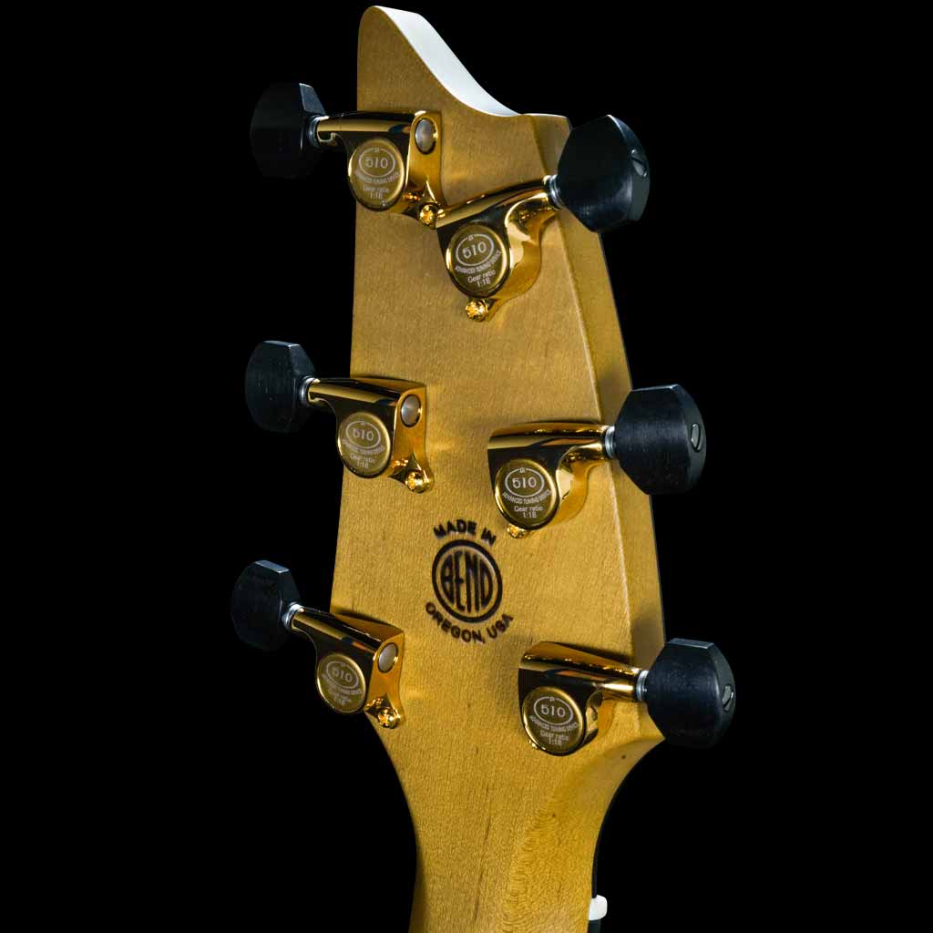 Breedlove Oregon Concert CE Exhibition Edition Figured Redwood and Myrtlewood Acoustic Guitar