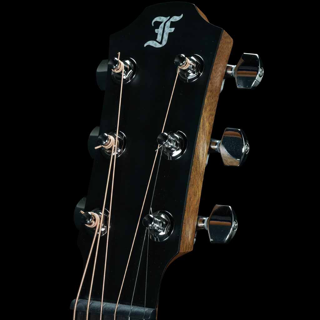 Furch Pioneer-MM a All Mahogany Travel Acoustic Guitar