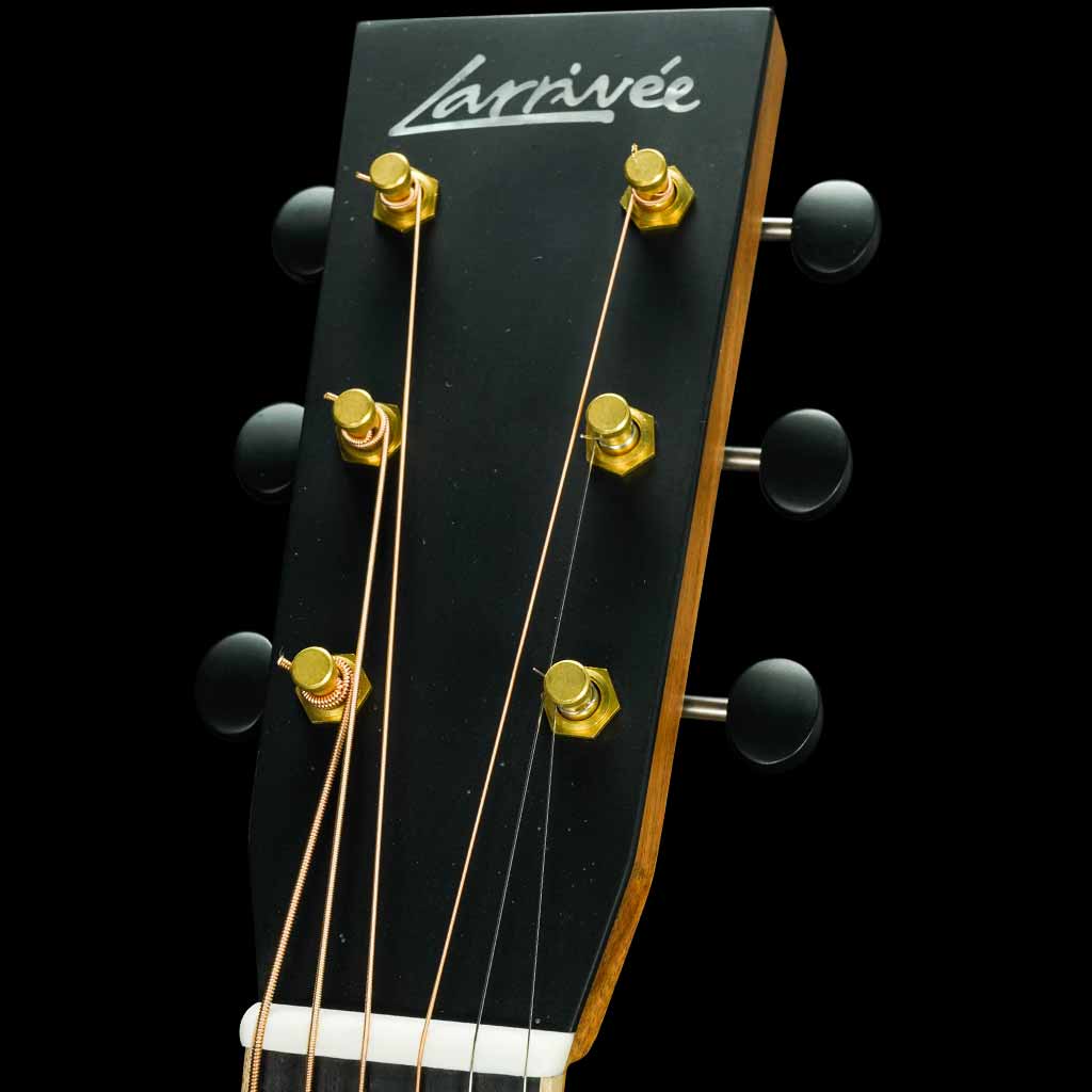 Larrivee Custom D-50 Bearclaw Spruce and Mahogany Traditional Series Acoustic Guitar