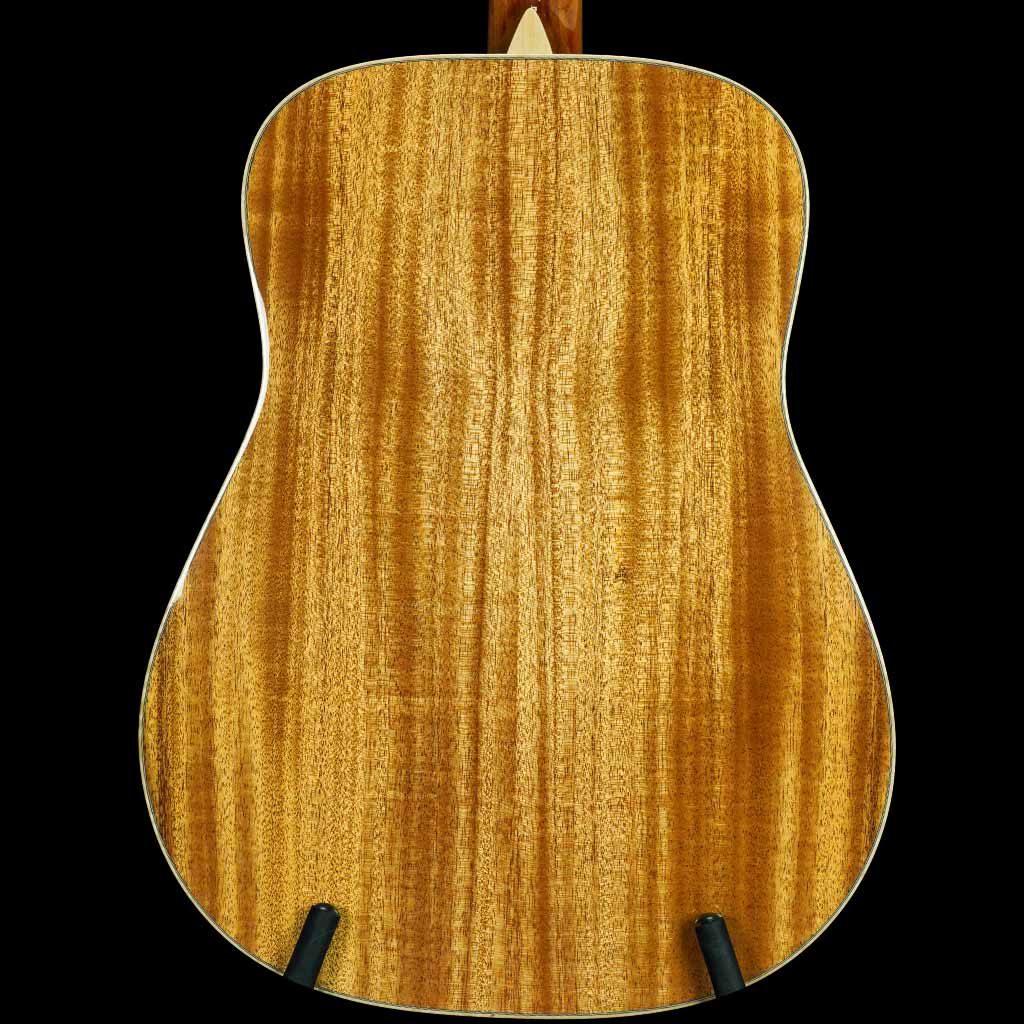 Larrivee D-05 Select Mahogany Series Acoustic Guitar
