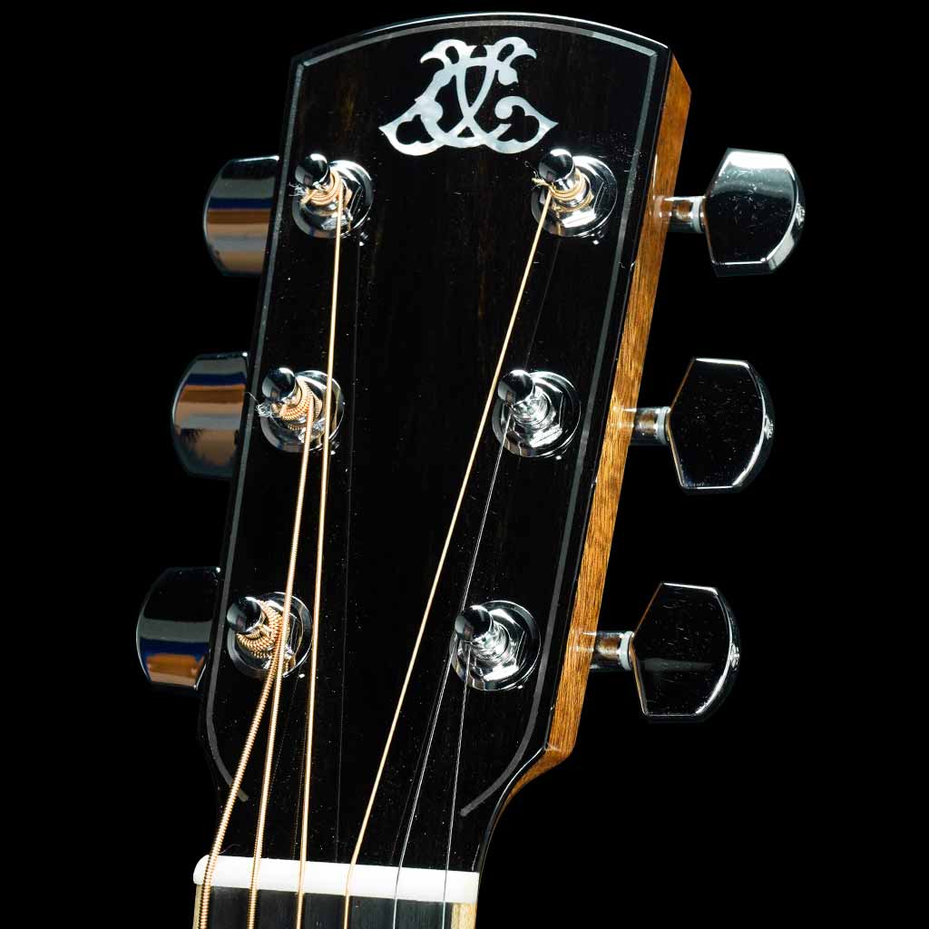 Larrivee Custom L-05 Sitka Spruce/Malaysian Ebony Acoustic Guitar