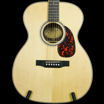 Larrivee OM-40R 'Fast Neck' Special Edition Acoustic Guitar