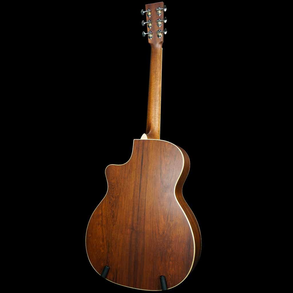 Larrivee Custom OMV-40 Sitka Spruce/Madagascar Rosewood Acoustic Guitar