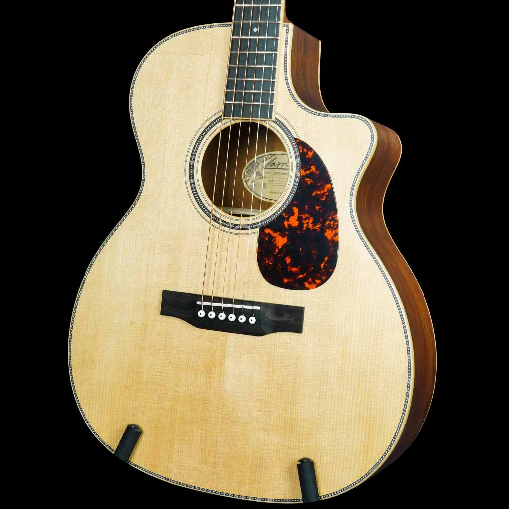 Larrivee Custom OMV-40 Sitka Spruce/Madagascar Rosewood Acoustic Guitar