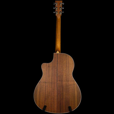 Larrivee Custom LV-40 Sitka Spruce and Walnut Acoustic Guitar