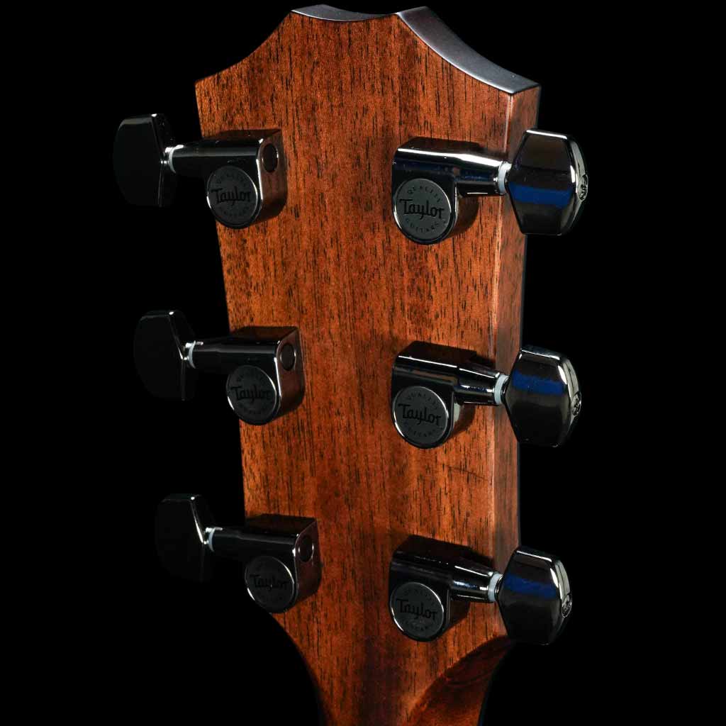 Taylor 812ce Sitka Spruce and Indian Rosewood Grand Concert Acoustic Guitar