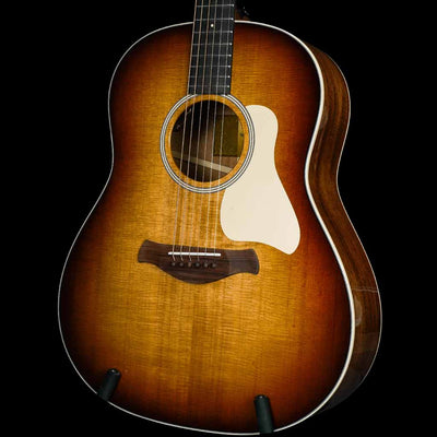 Taylor Gold Label 517e Sitka Spruce and Tropical Mahogany Modified Grand Pacific Acoustic Guitar in Sunburst with Cream Pickguard