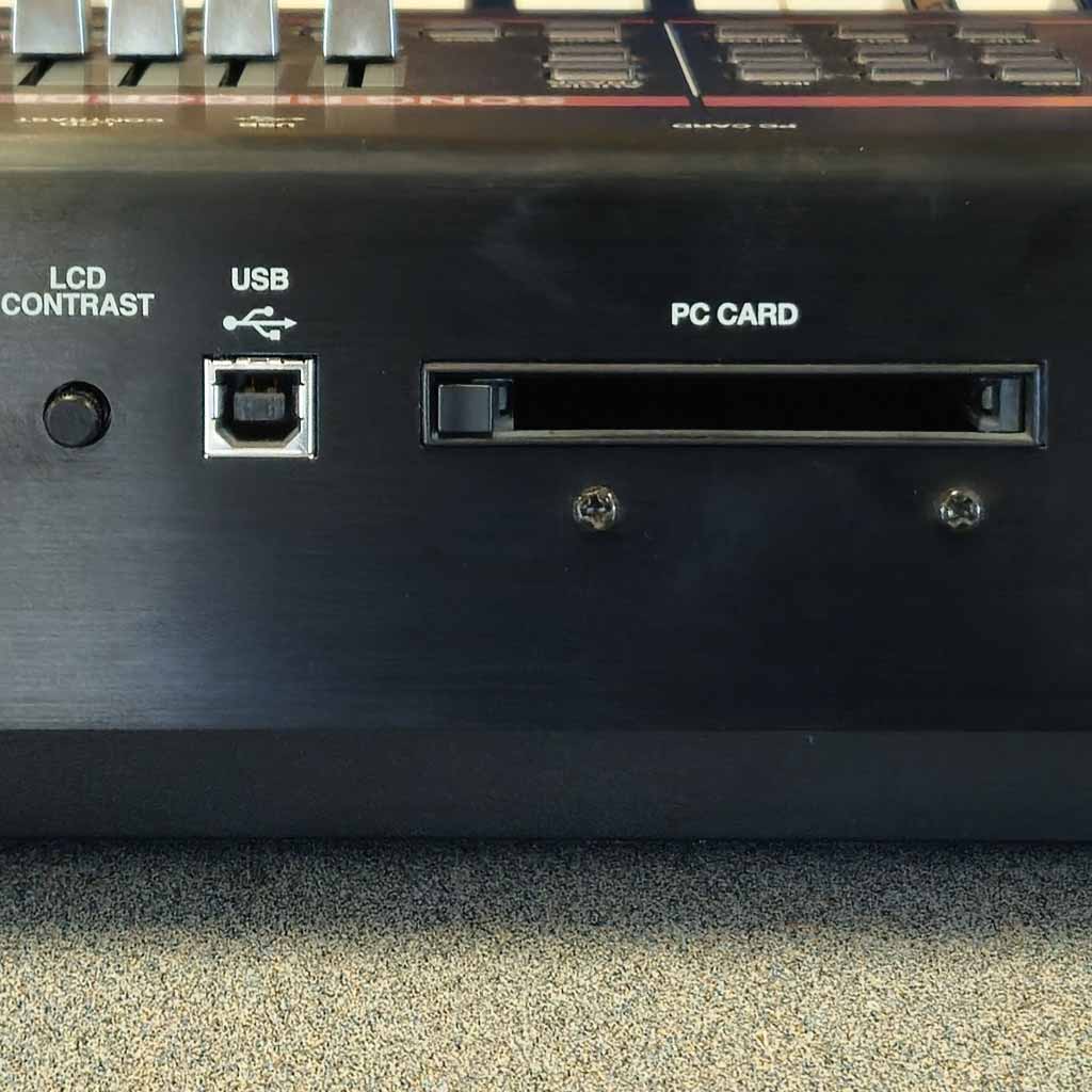 Used Roland Juno-G 61 Key Workstation Keyboard