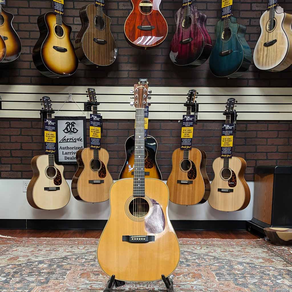 Used Sigma SDR-28 Acoustic Guitar Sigma Acoustic Guitar Up for
