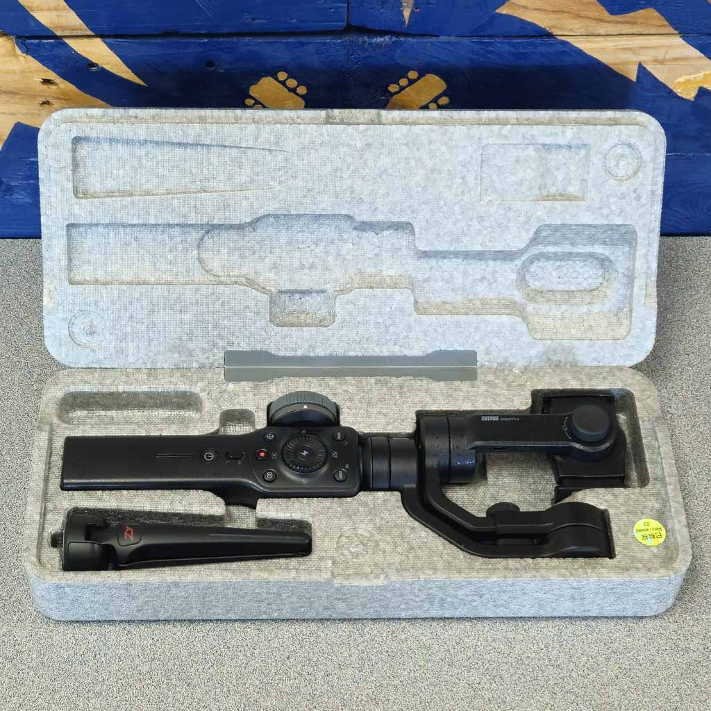 Used Zhiyun SMA04 3-Axis Smartphone Stabilizer