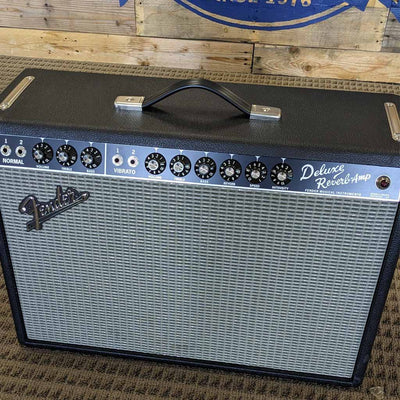 Used Fender '65 Deluxe Reverb Electric Guitar Amp