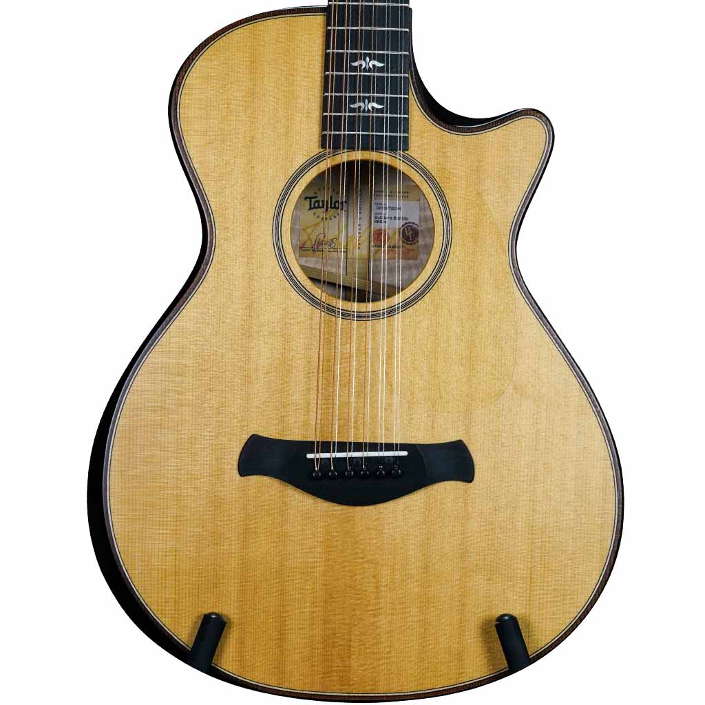 Used Taylor 652ce Spruce and Maple 12-String Acoustic Guitar