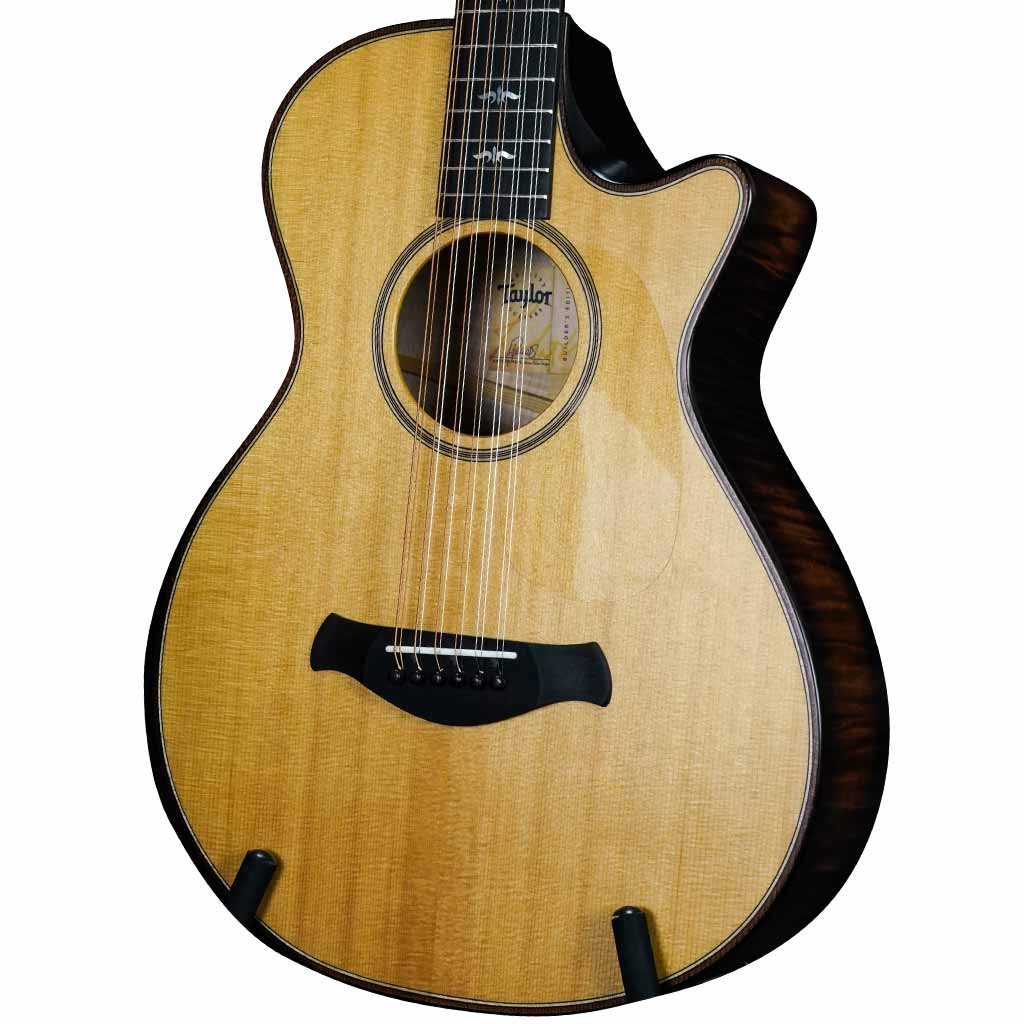 Used Taylor 652ce Spruce and Maple 12-String Acoustic Guitar