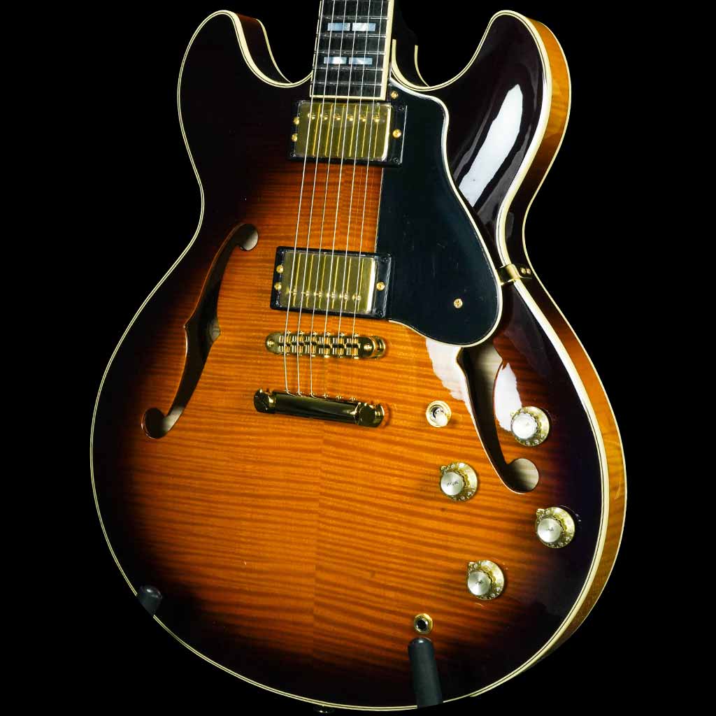 Yamaha SA2200 Semi-Hollow Electric Guitar in Brown Sunburst