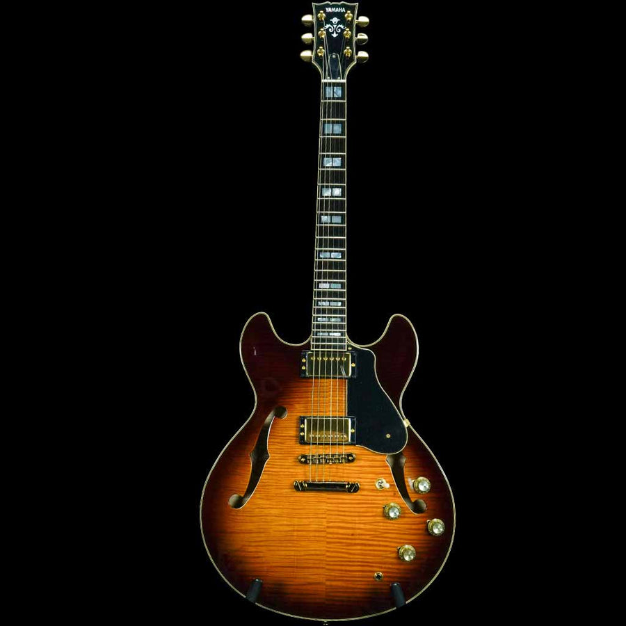Yamaha SA2200 Semi-Hollow Electric Guitar in Violin Sunburst