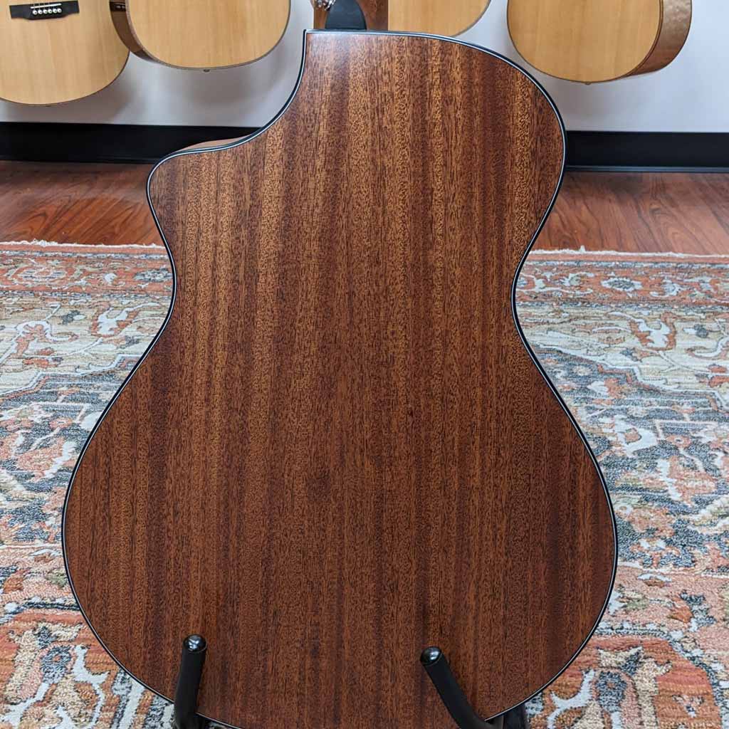 B Stock Breedlove Wildwood Concert Satin CE Acoustic Guitar - Whiskey Burst