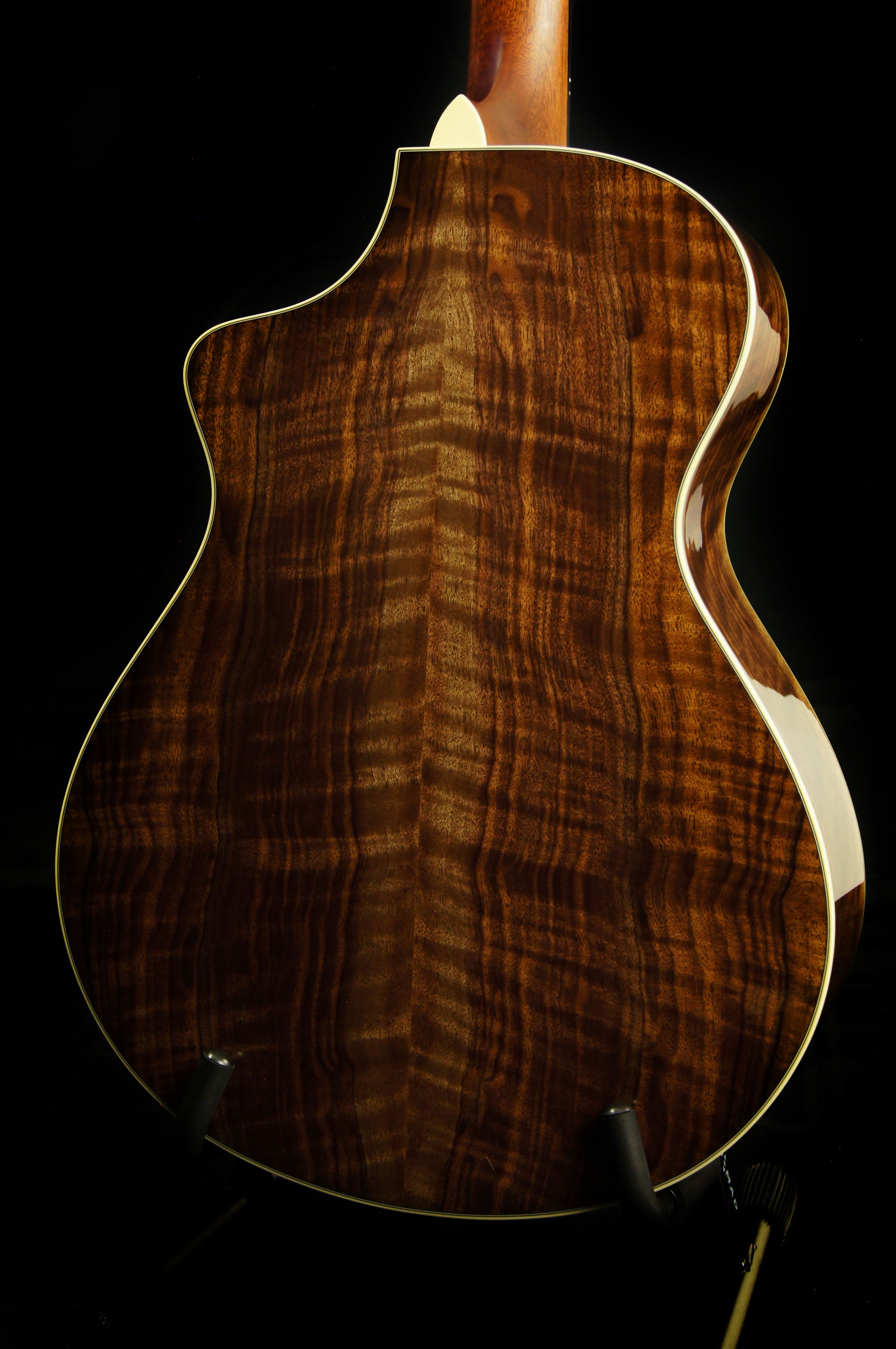 Breedlove Custom Built Sinker Redwood/Walnut Concert CE Acoustic Guitar