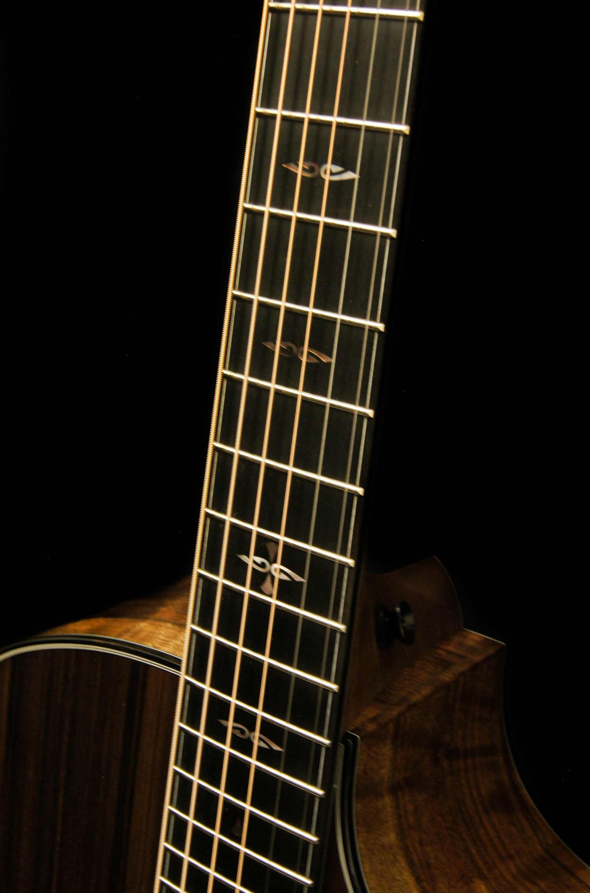 Breedlove Custom Built Concerto CE Ocean Sinker Redwood/Walnut Acoustic Guitar