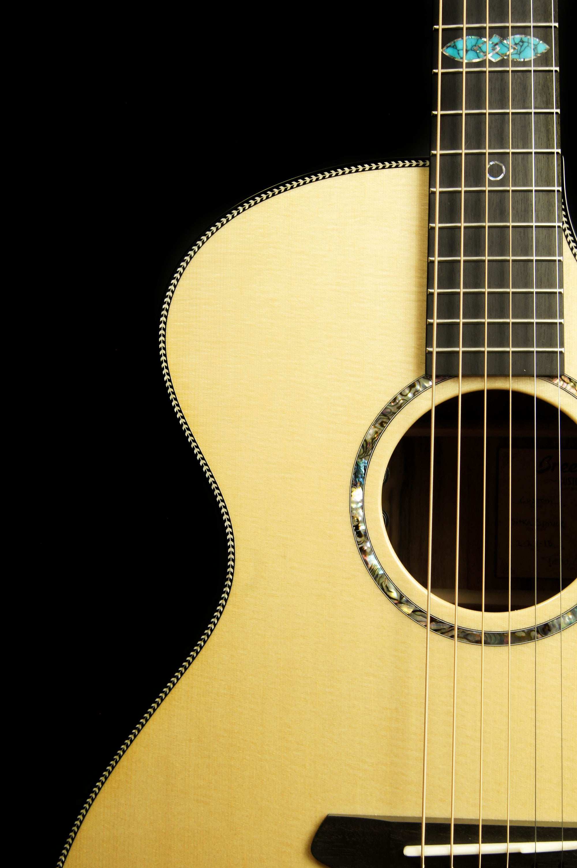 Breedlove Custom Built Sitka Spruce/Myrtlewood Concerto CE Acoustic Electric Guitar