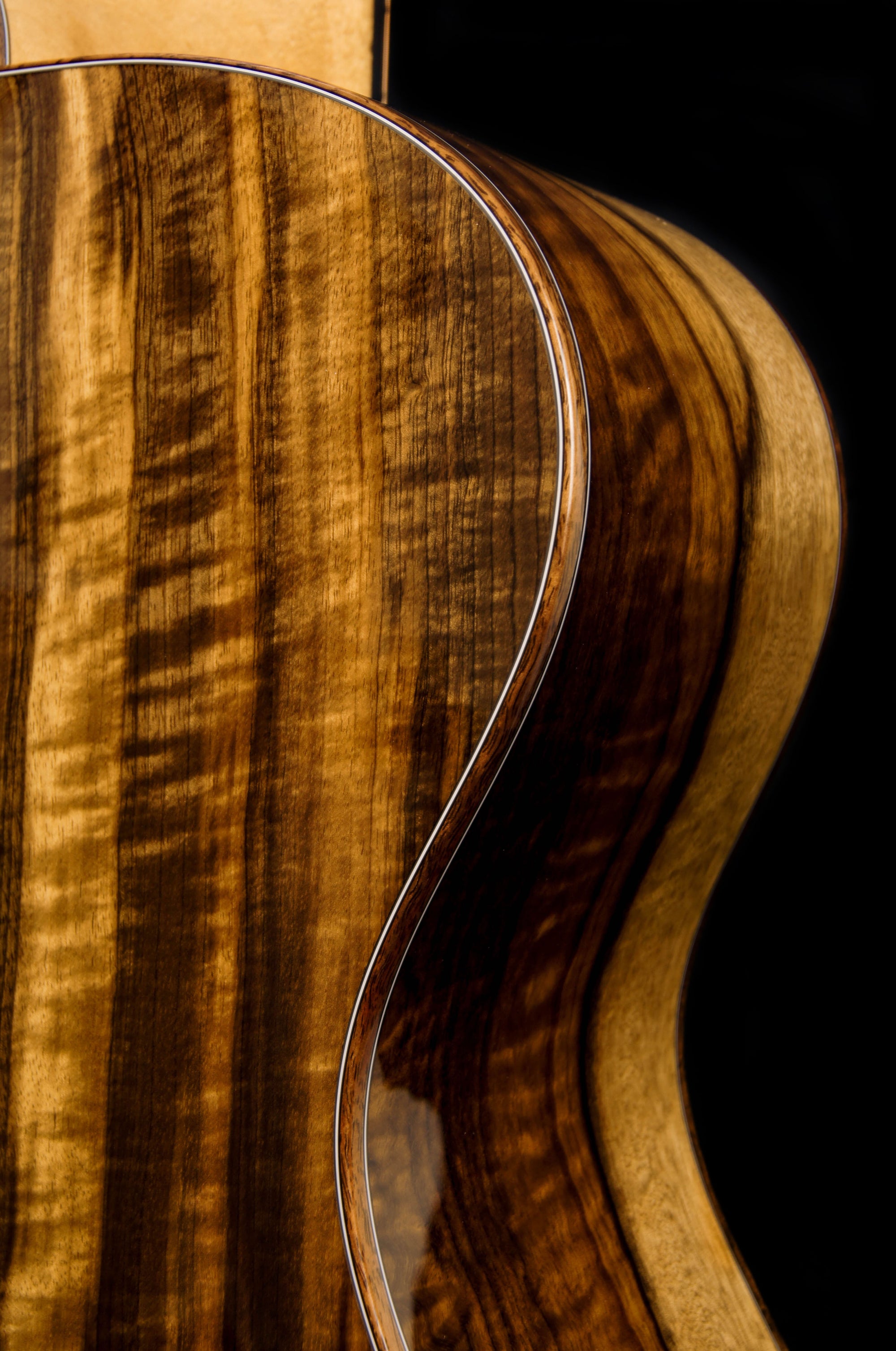 Breedlove Custom Built Port Orford Cedar/Myrtlewood Concert Acoustic Guitar