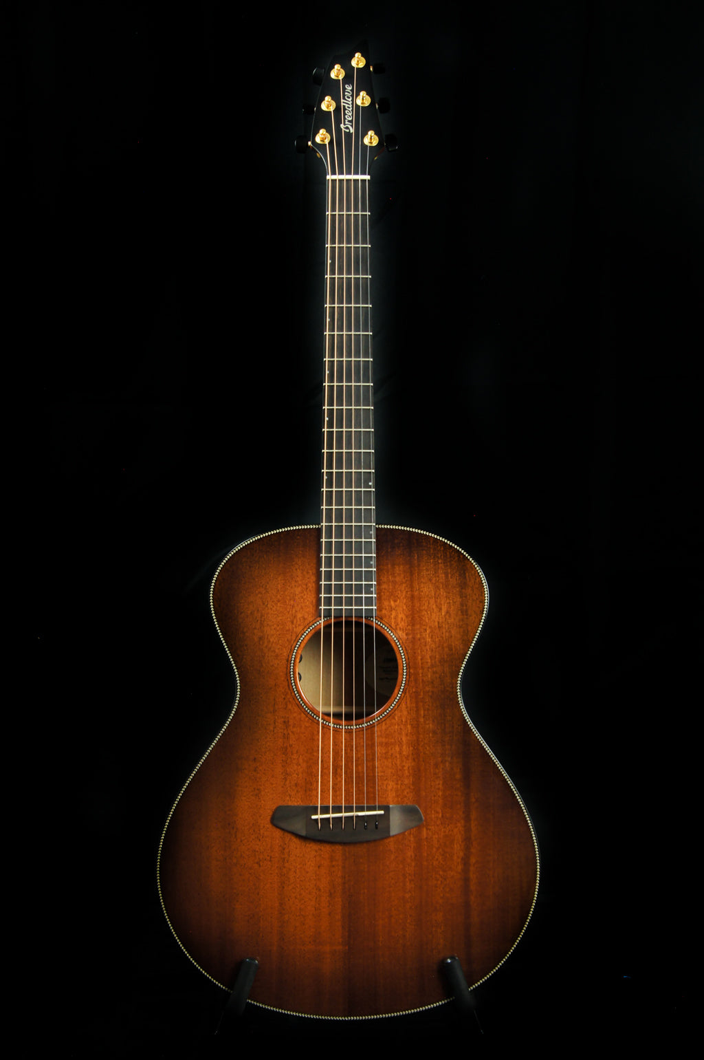 Breedlove Oregon Concert All Myrtlewood Bourbon Acoustic Electric Guitar - Includes Case