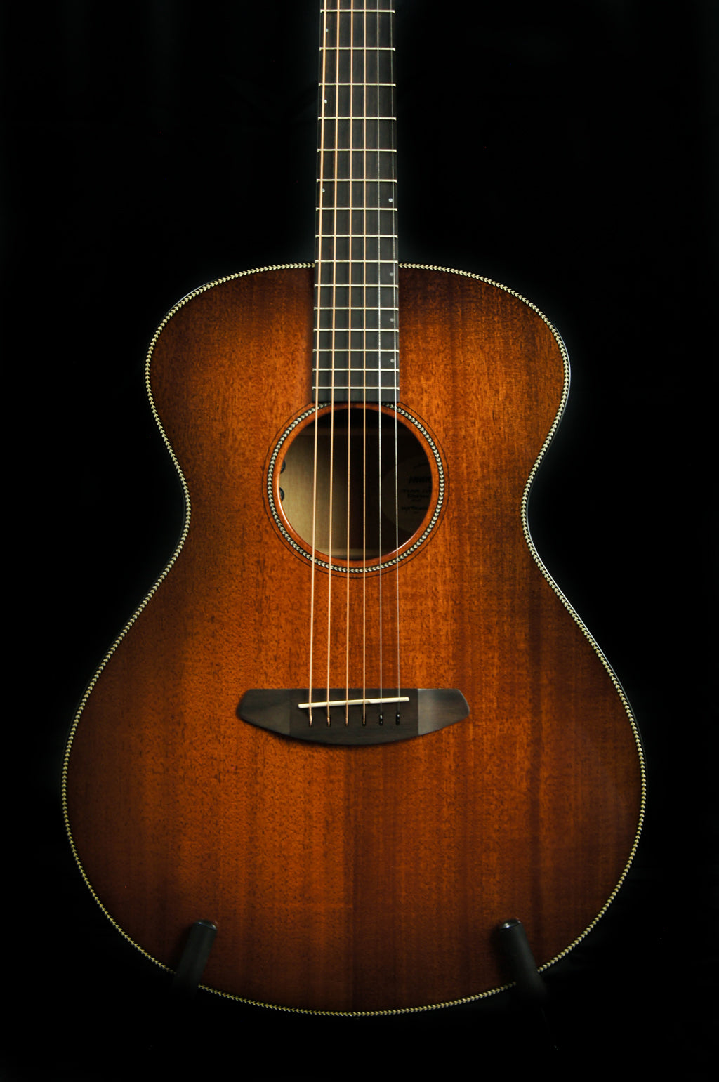 Breedlove Oregon Concert All Myrtlewood Bourbon Acoustic Electric Guitar - Includes Case