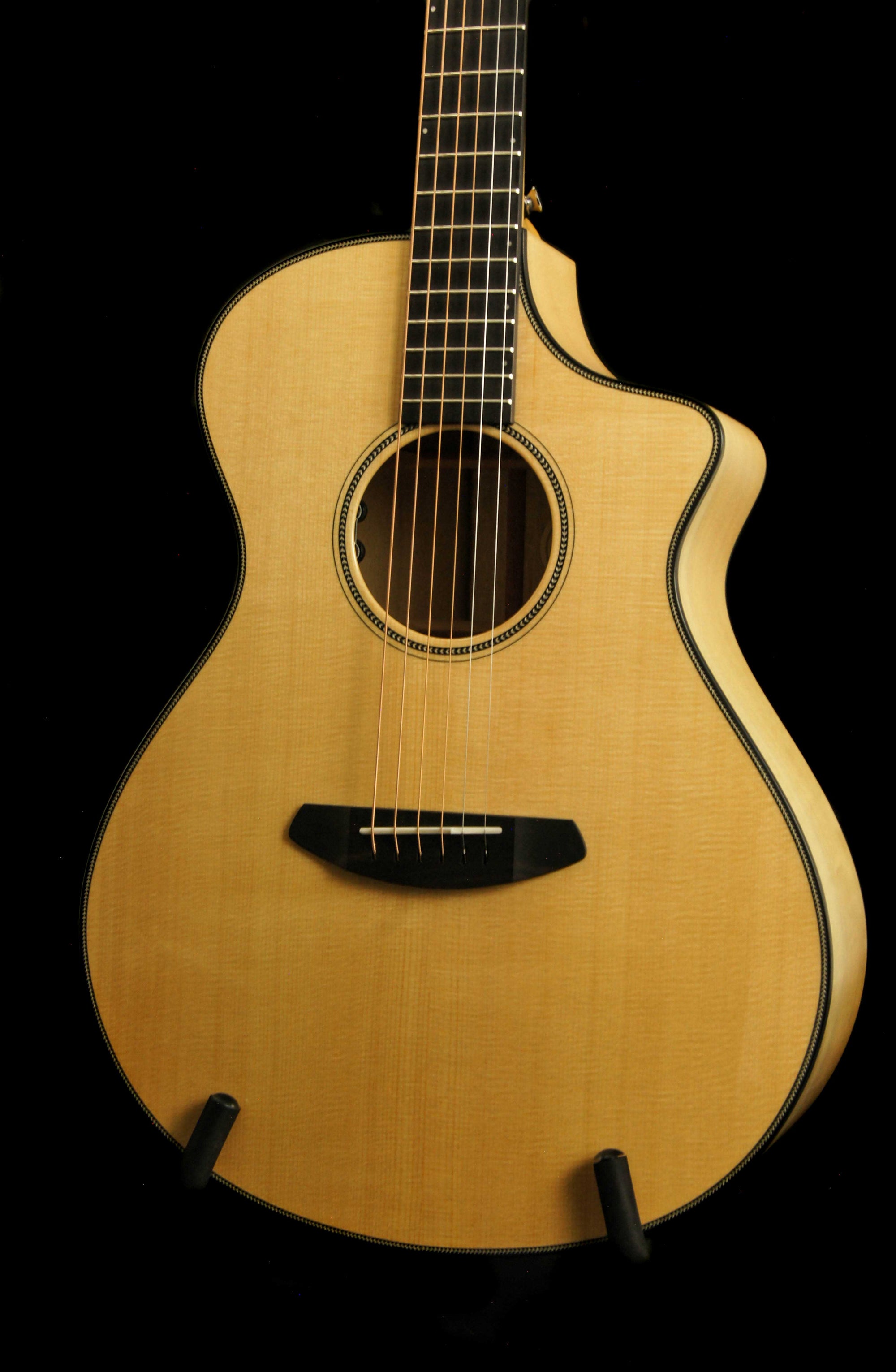 Breedlove Oregon Concert CE Sitka Spruce/Myrtlewood Acoustic Electric Guitar