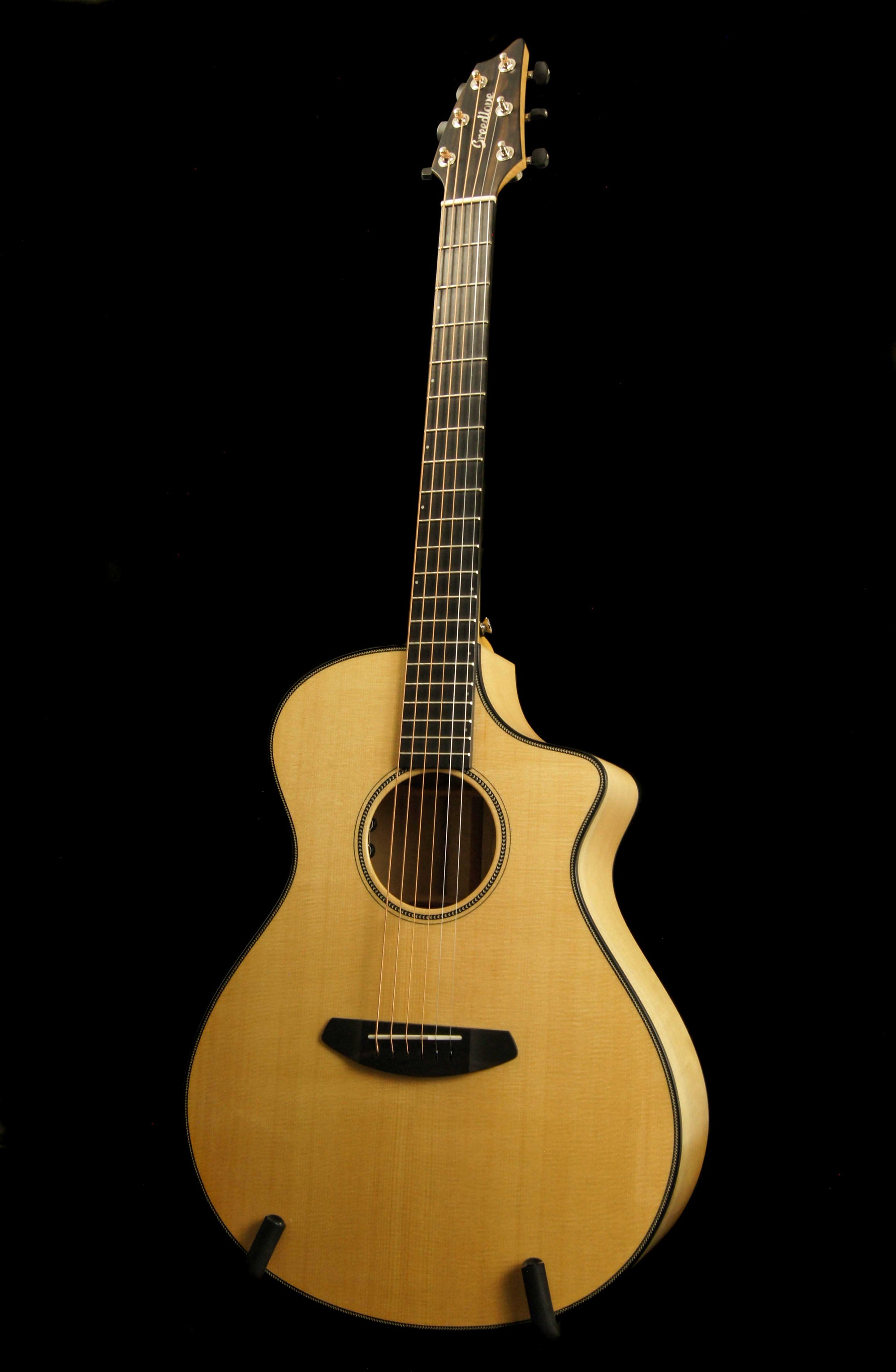 Breedlove Oregon Concert CE Sitka Spruce/Myrtlewood Acoustic Electric Guitar