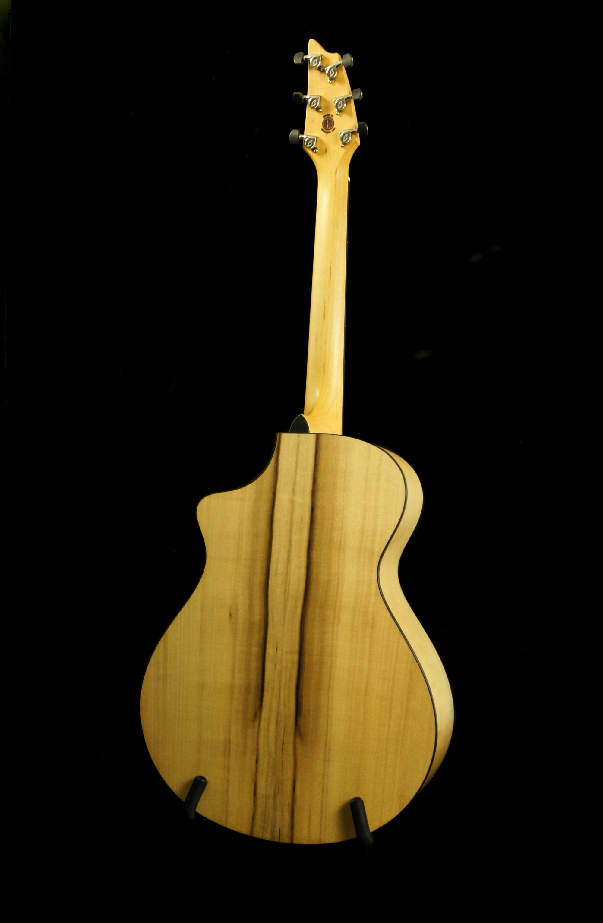 Breedlove Oregon Concert CE Sitka Spruce/Myrtlewood Acoustic Electric Guitar