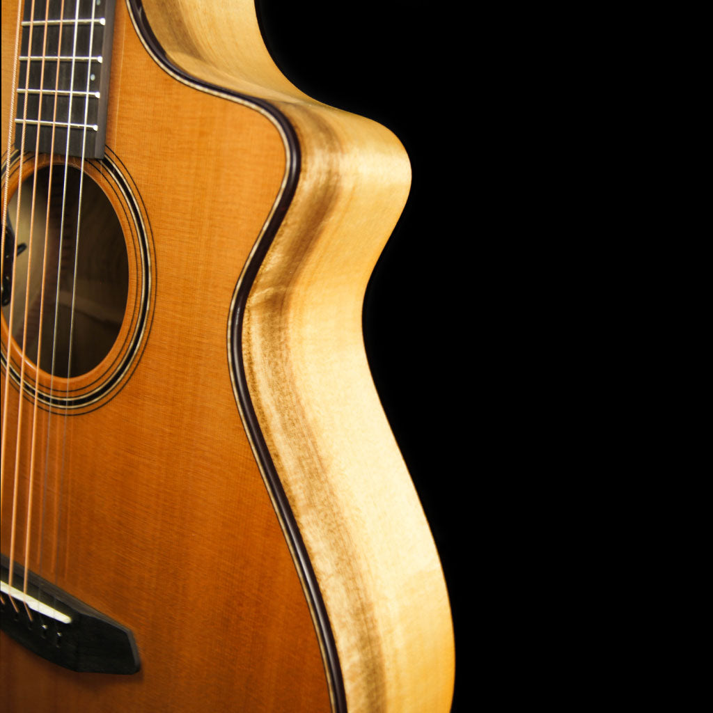 Breedlove Oregon Concertina CE Red Cedar/Myrtlewood Limited Edition Acoustic Guitar