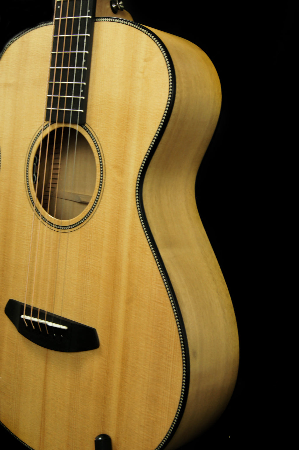 Breedlove Oregon Concertina Sitka Spruce/Myrtlewood Acoustic Electric Guitar - Includes Case