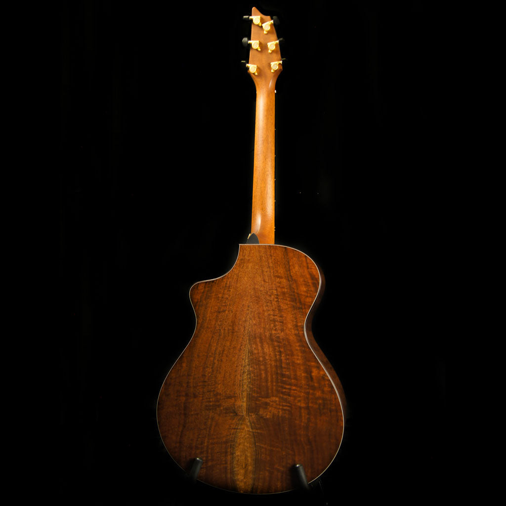 Breedlove Premier Concert Cutaway w/Solid Port Orford Cedar Top and Solid Walnut Back and Sides in Cognac Burst