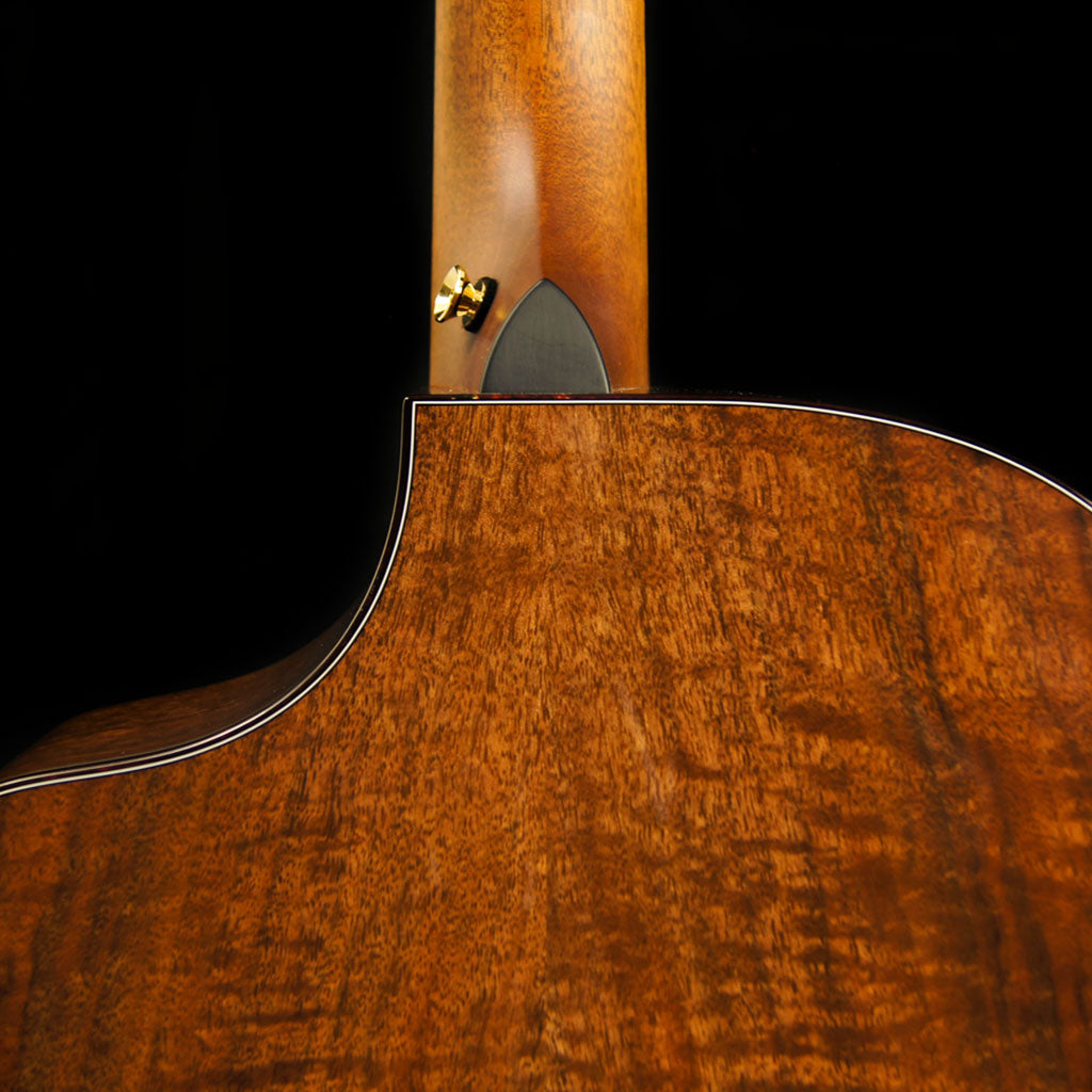 Breedlove Premier Concert Cutaway w/Solid Port Orford Cedar Top and Solid Walnut Back and Sides in Cognac Burst