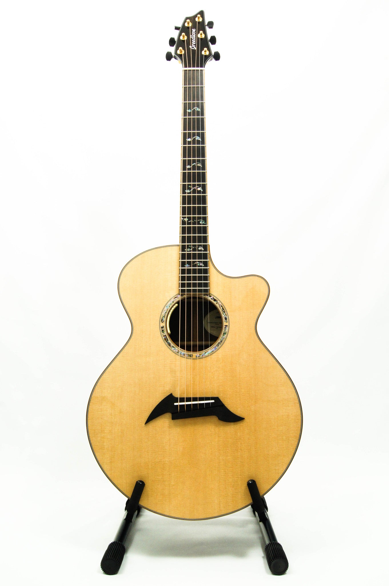 Breedlove Masterclass Auditorium Acoustic Electric Guitar