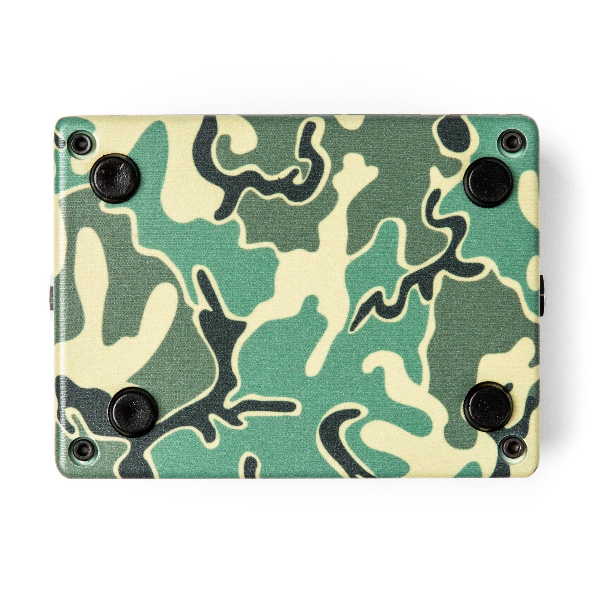 dime distortion pedal MXR Dimebag Darrel Dime Distortion Pedal DD11 MXR Effects Pedal The DD11 Dime Distortion delivers a heavy, aggressive, razor-sharp tone that rages with distortion but remains tight and focused enough to keep