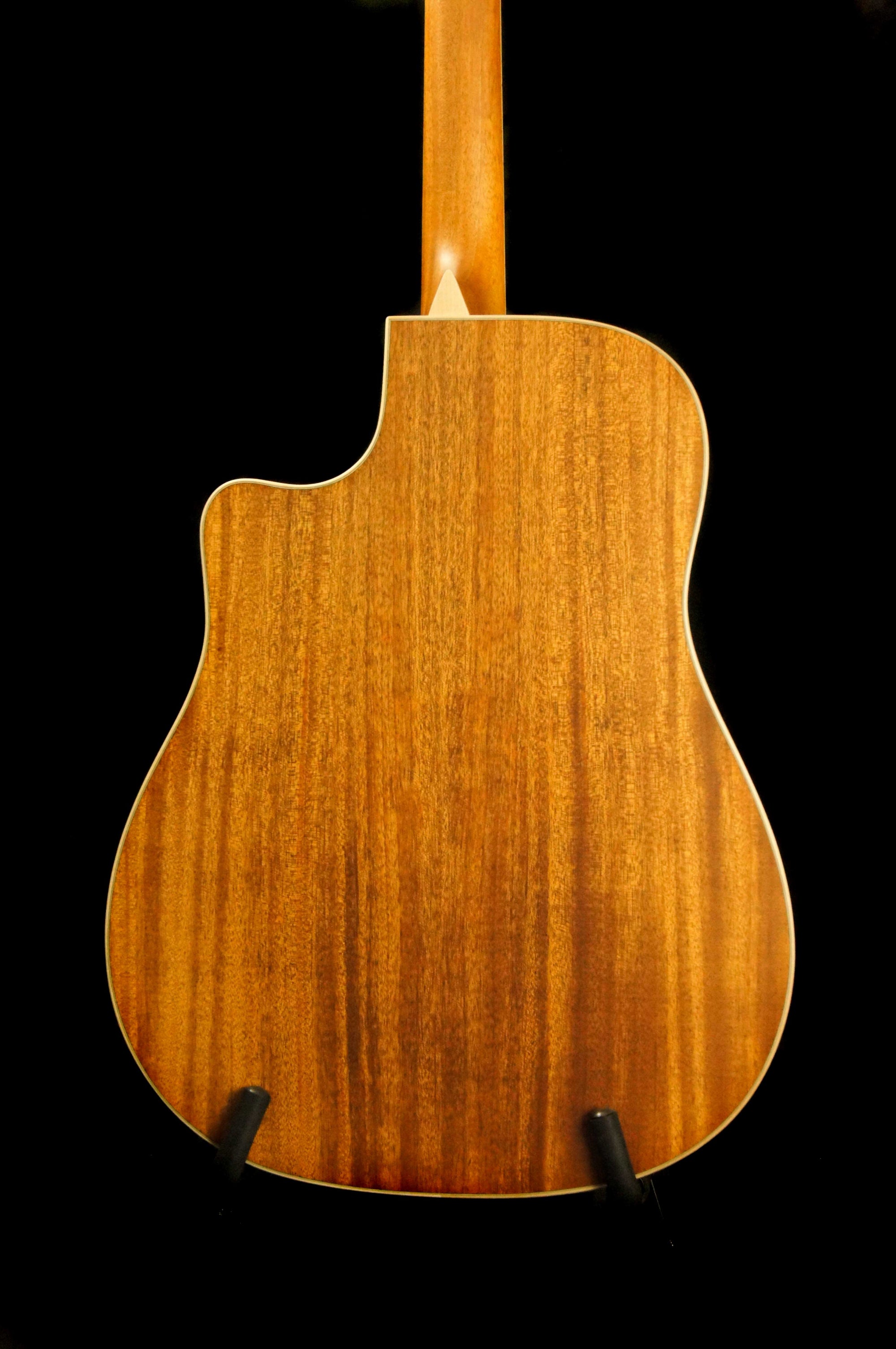 Larrivee DV-03 Sitka Spruce/Mahogany Dreadnought Acoustic Guitar