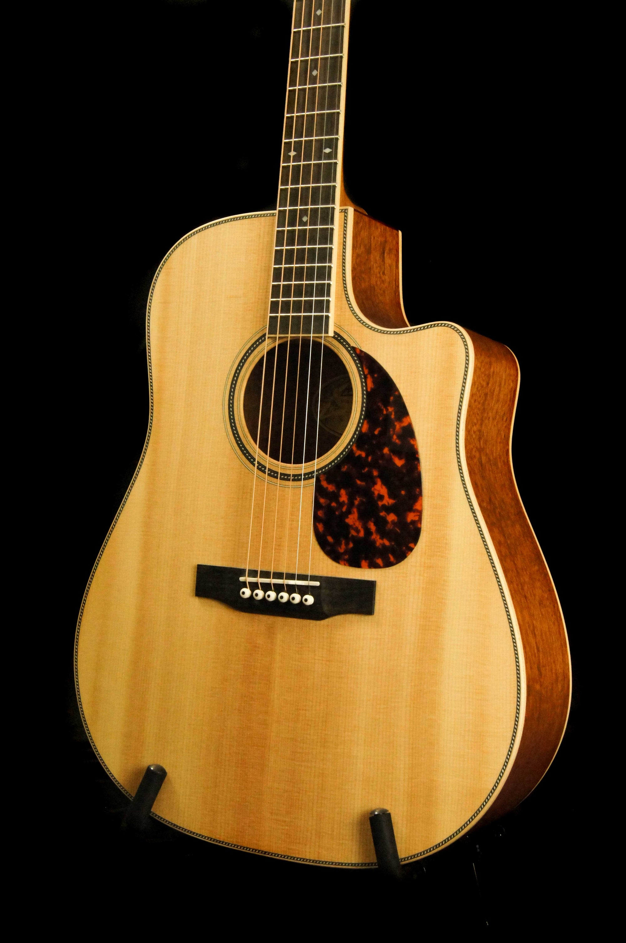 Larrivee DV-40 Legacy Series Acoustic Guitar