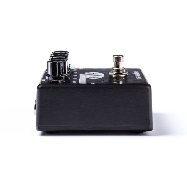 evh overdrive pedal MXR EVH5150 Overdrive Effects Pedal MXR Effects Pedal The MXR design team  has collaborated with Eddie Van Halen to deliver a full range of powerful  saturation and hyper-driven tones right at your
