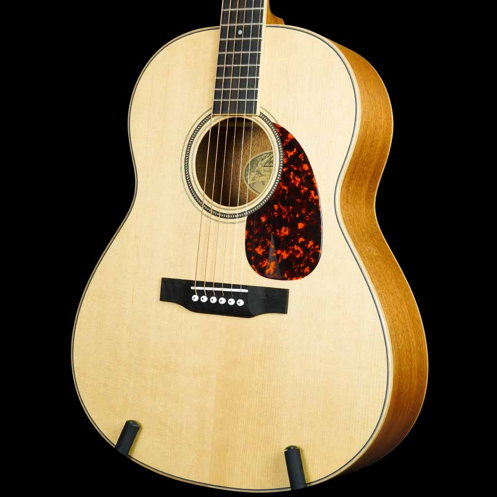 Larrivee L-03 Recording Series Acoustic Guitar