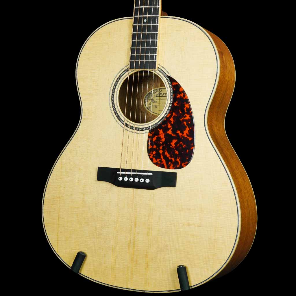 Larrivee L-03 'Fast Neck' Special Edition Acoustic Guitar