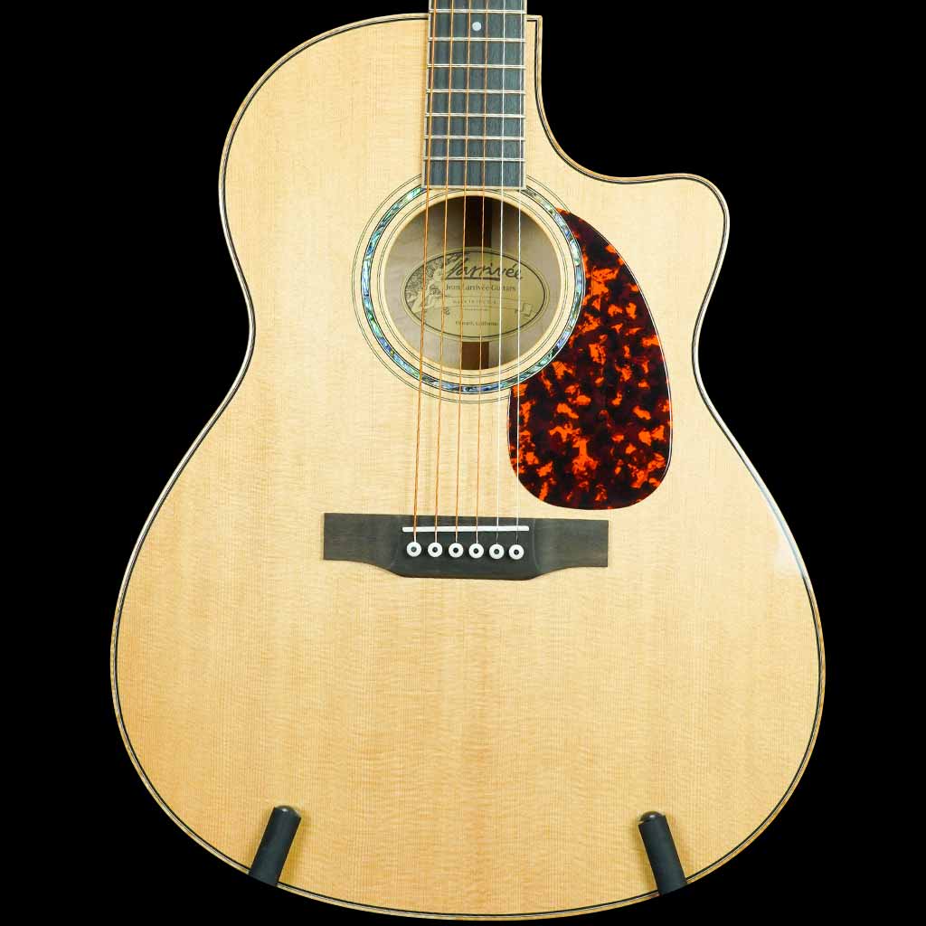 Larrivee LV-09 Artist Series Acoustic Guitar with Quilt Maple Back and Sides