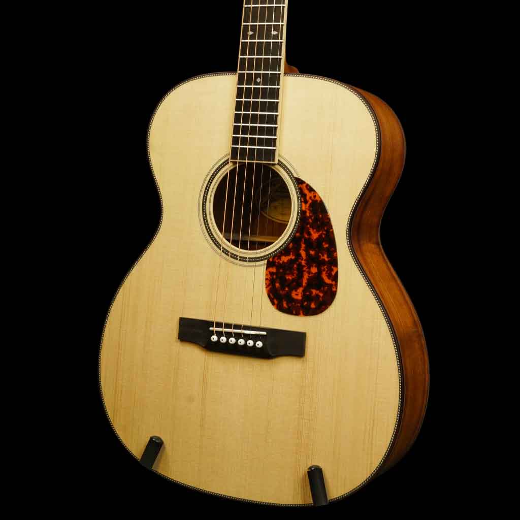 Larrivee OM-40 Koa Special Edition Acoustic Guitar