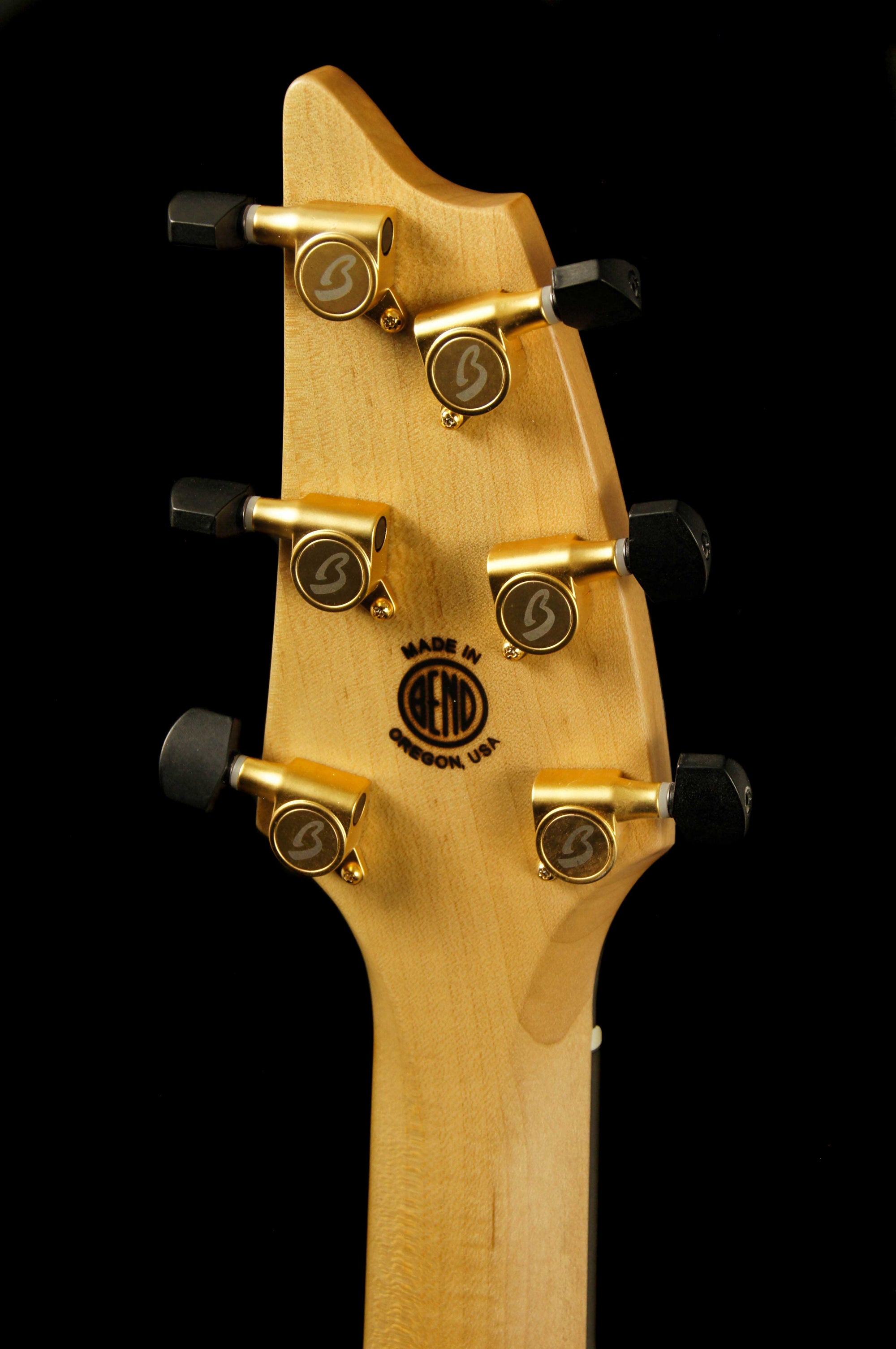 Breedlove Oregon Concert All Myrtlewood Acoustic Guitar with Electronics