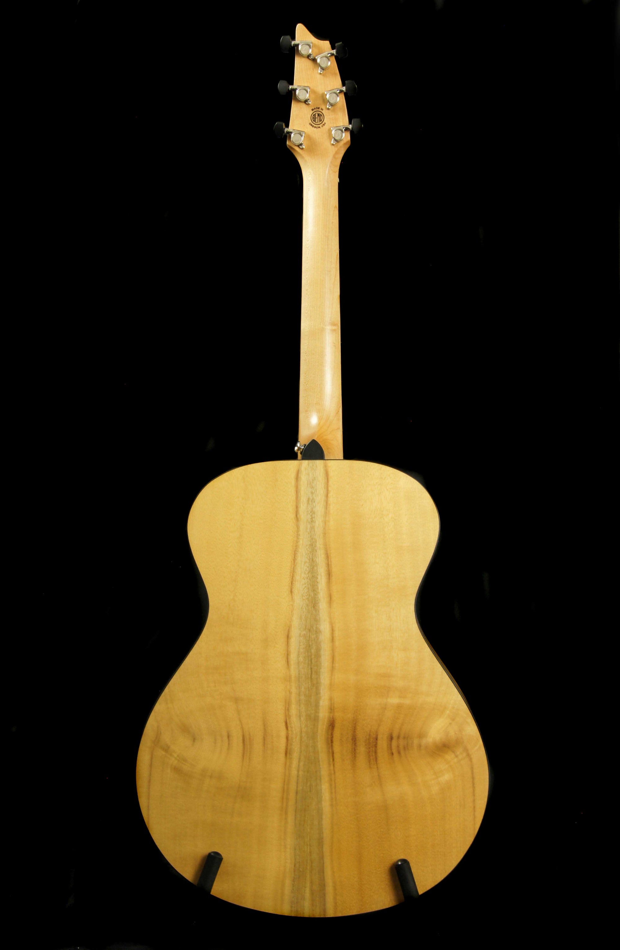 Breedlove Oregon Concert Sitka Spruce/Myrtlewood Acoustic Electric Guitar - Includes Case