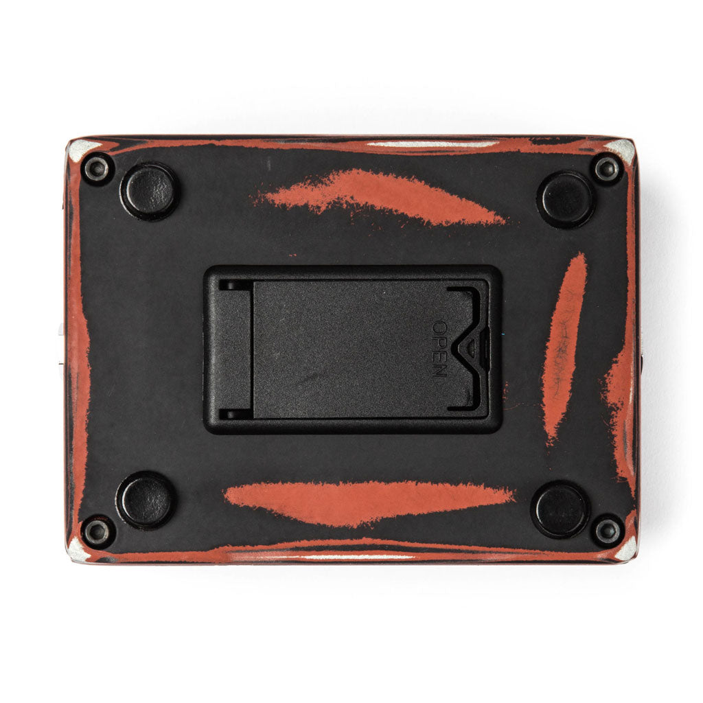 slash fuzz pedal MXR SF01 Slash Signature Octave Fuzz Pedal Jim Dunlop Effects Pedal Two legendary and timeless icons of rock music—Slash and MXR—have teamed up to deliver the Slash Octave Fuzz. It features a