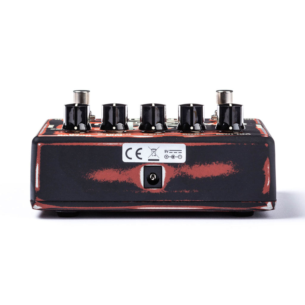 mxr sf01 slash octave fuzz pedal MXR SF01 Slash Signature Octave Fuzz Pedal Jim Dunlop Effects Pedal Two legendary and timeless icons of rock music—Slash and MXR—have teamed up to deliver the Slash Octave Fuzz. It features a