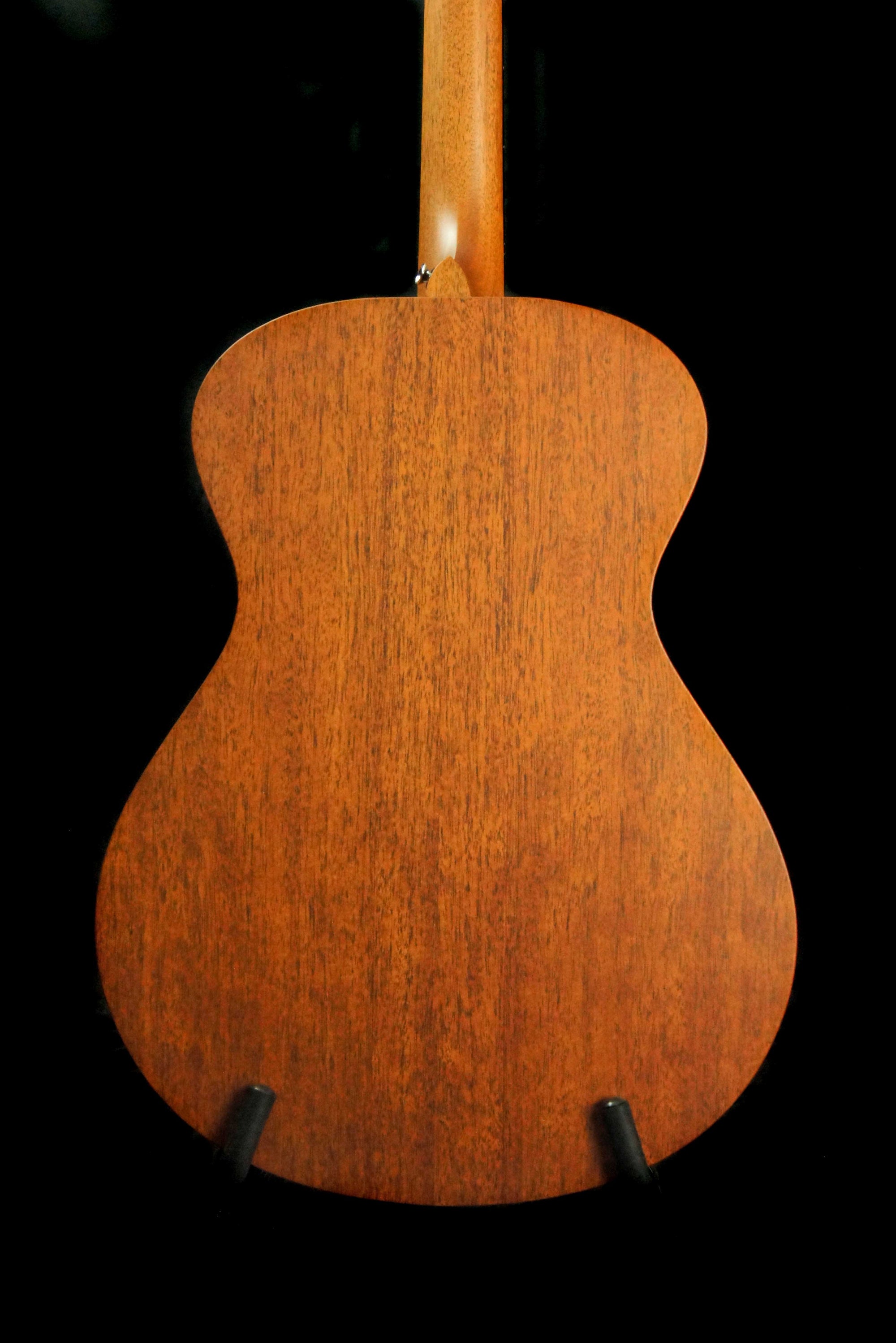 Breedlove USA Concerto Sun Light Sitka Spruce/Mahogany Acoustic Electric Guitar - Includes Case